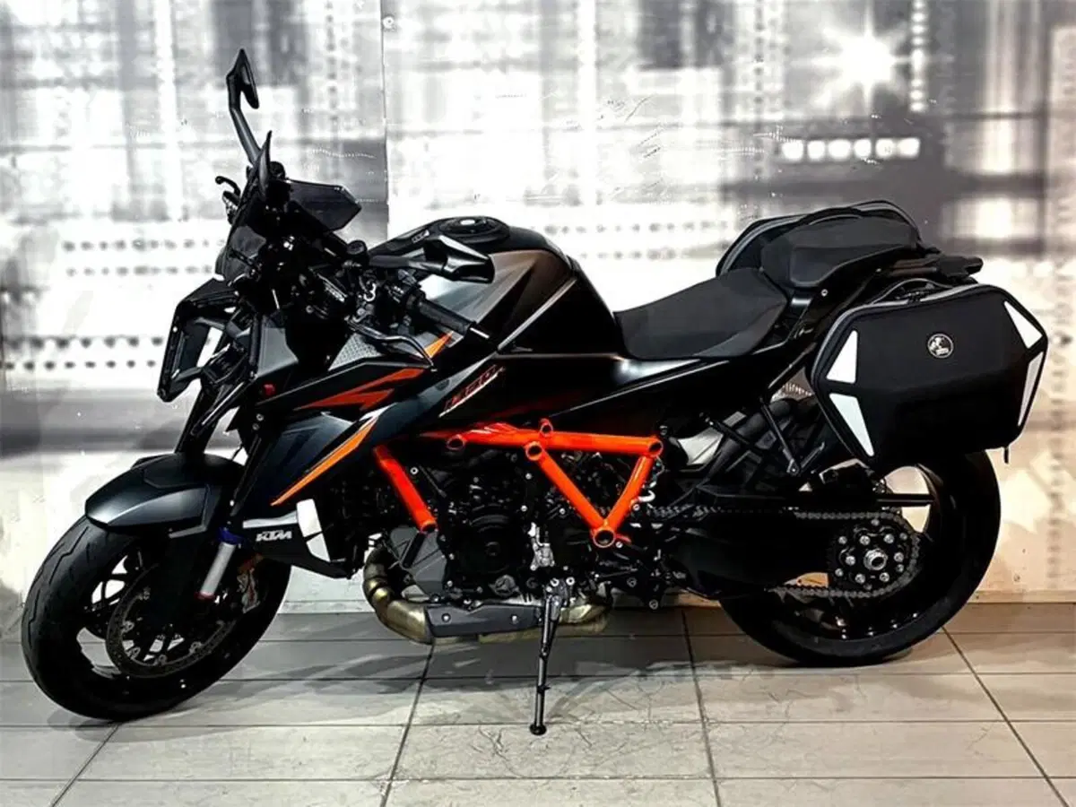 KTM 1390 Super Duke R EVO (2024 - 26) (2)