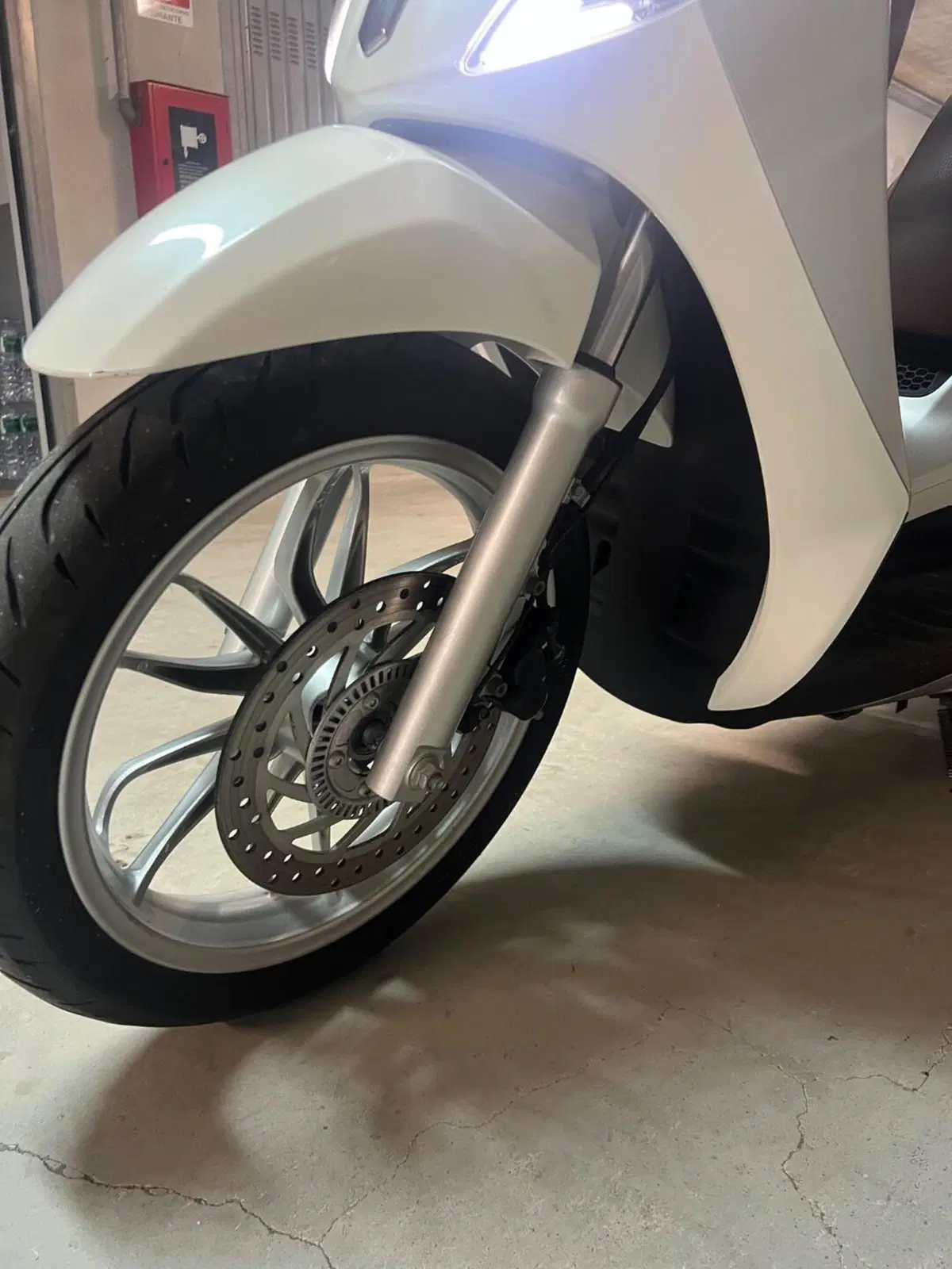 Piaggio Medley 125 ABS (2016 - 19) (4)