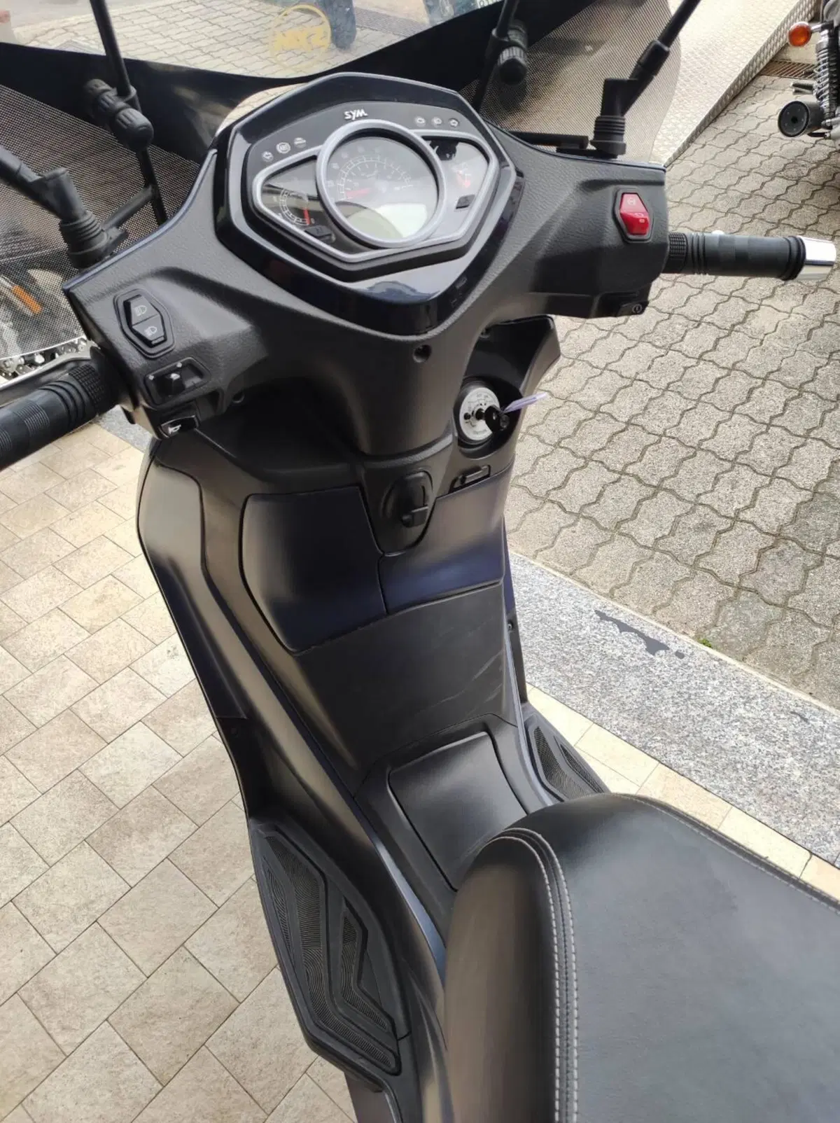 Sym HD 300 (2021 - 25) (5)
