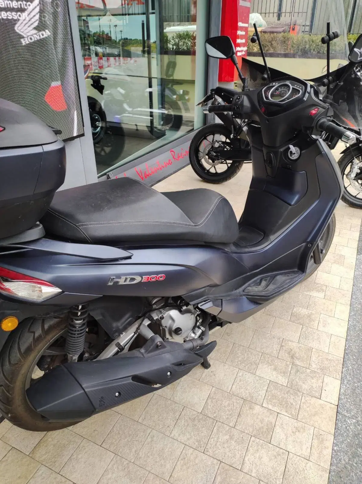 Sym HD 300 (2021 - 25) (6)