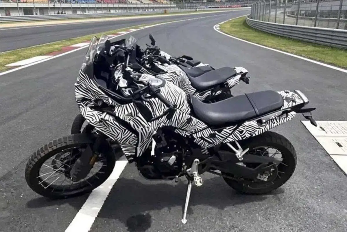 CFMoto 550MT 2027: i primi dettagli della nuova crossover  (3)