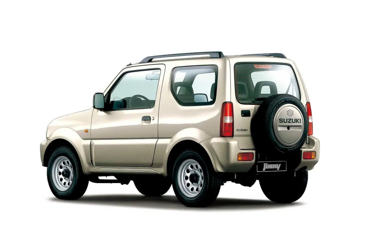 Suzuki Italia celebra 50 anni al Salone Nautico di Genova. Tutta la storia... in breve!