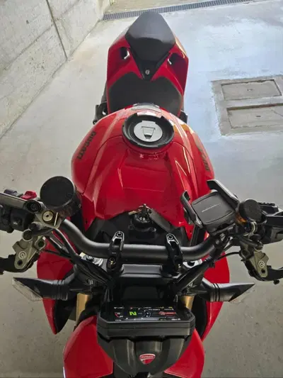 Ducati Streetfighter V2 (2025 - 26) usata