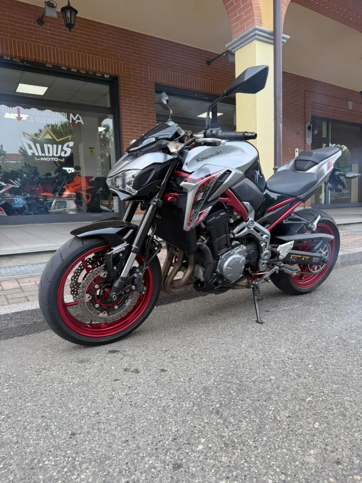 Kawasaki Z 900 (2019) (3)