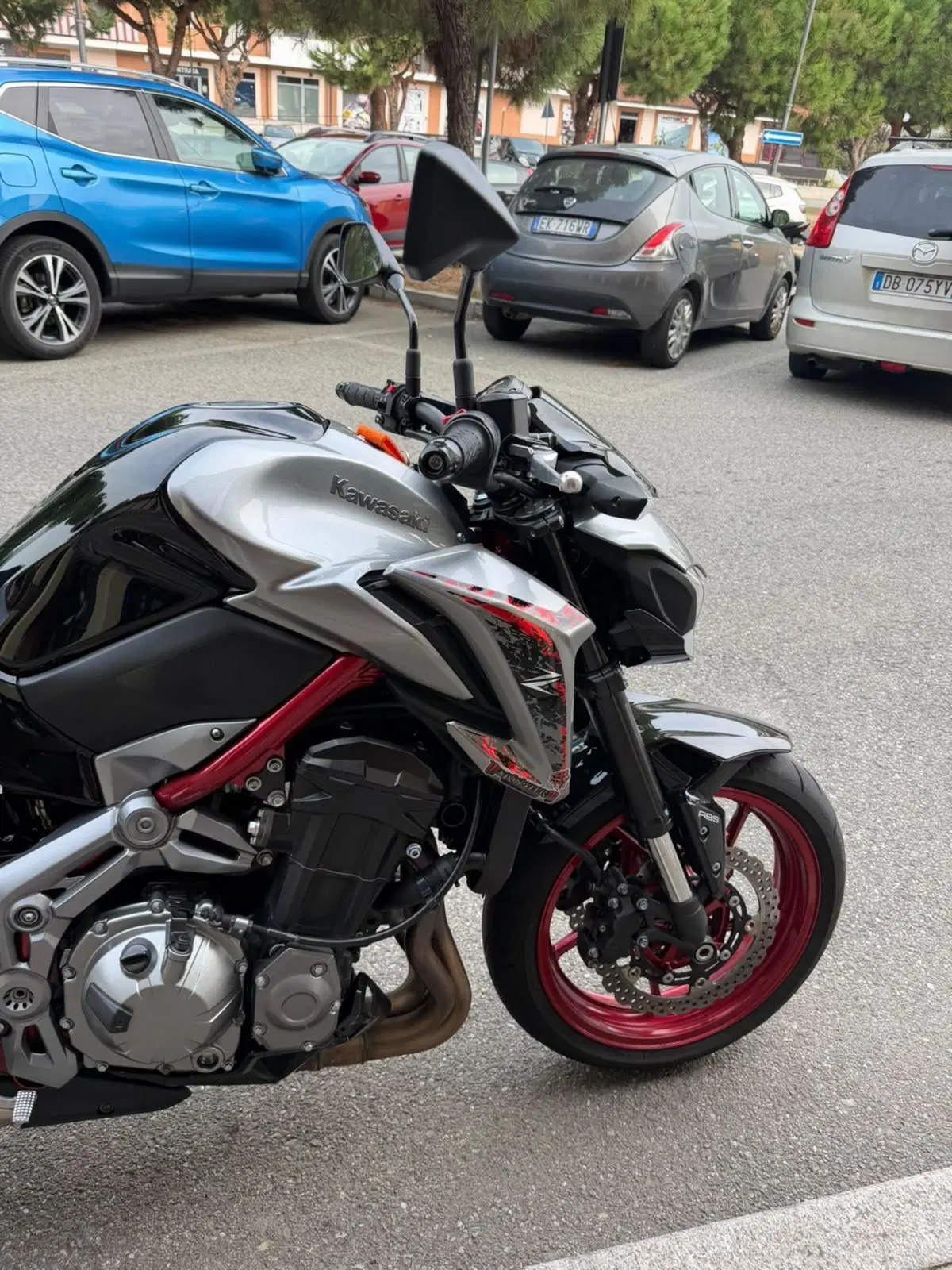 Kawasaki Z 900 (2019) (4)