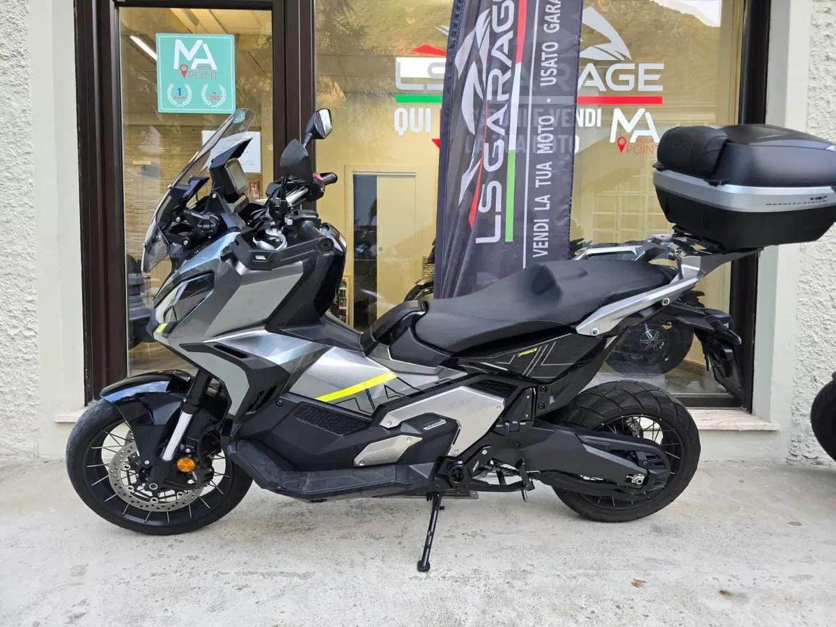 Honda X-ADV 750 DCT (2021 - 24) (2)