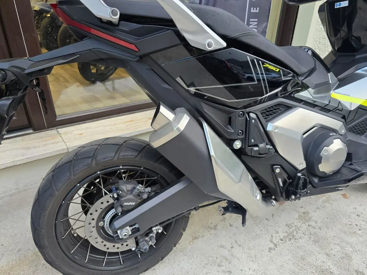 Honda X-ADV 750 DCT (2021 - 24) (15)