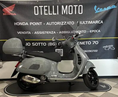 Vespa GTS 300 Hpe Super Tech (2019) usata