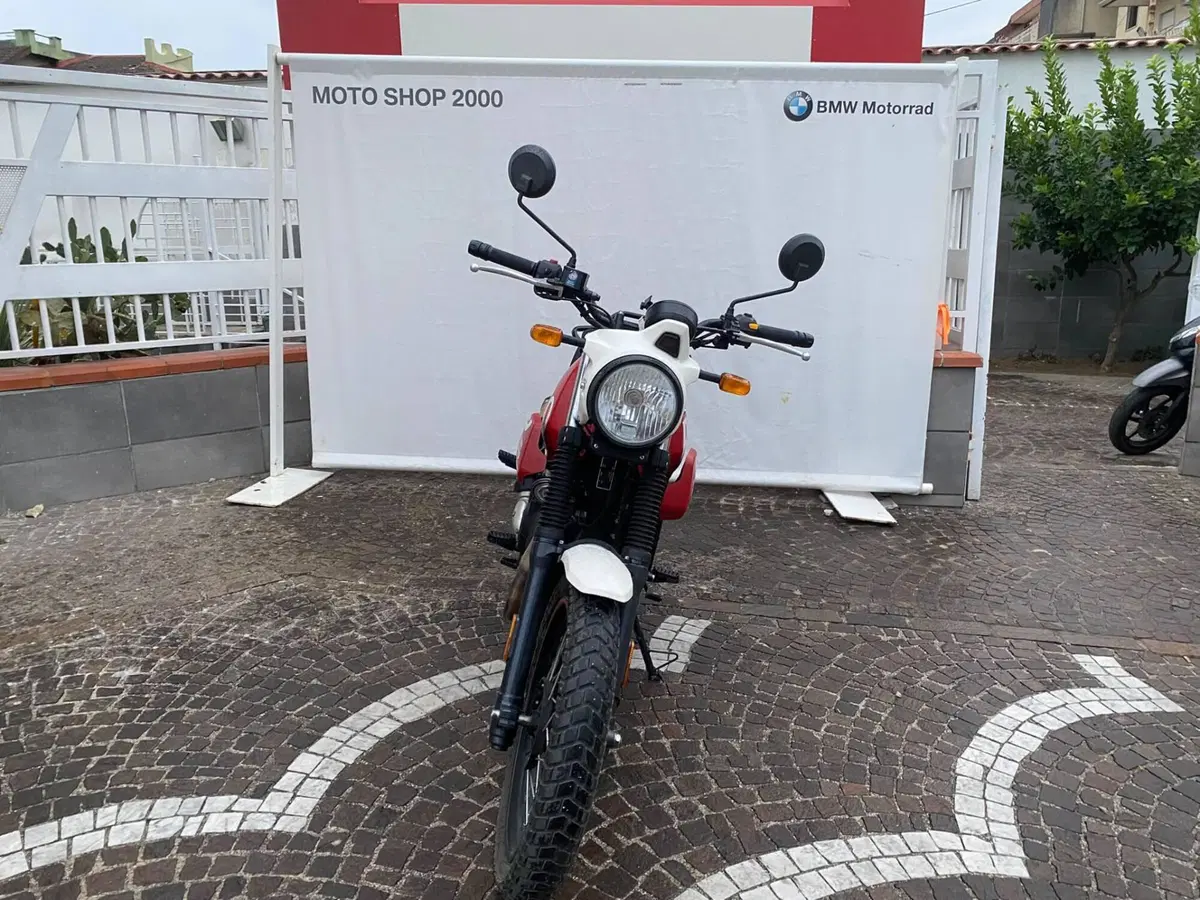 Royal Enfield Himalayan 411 (2021 - 24) (4)