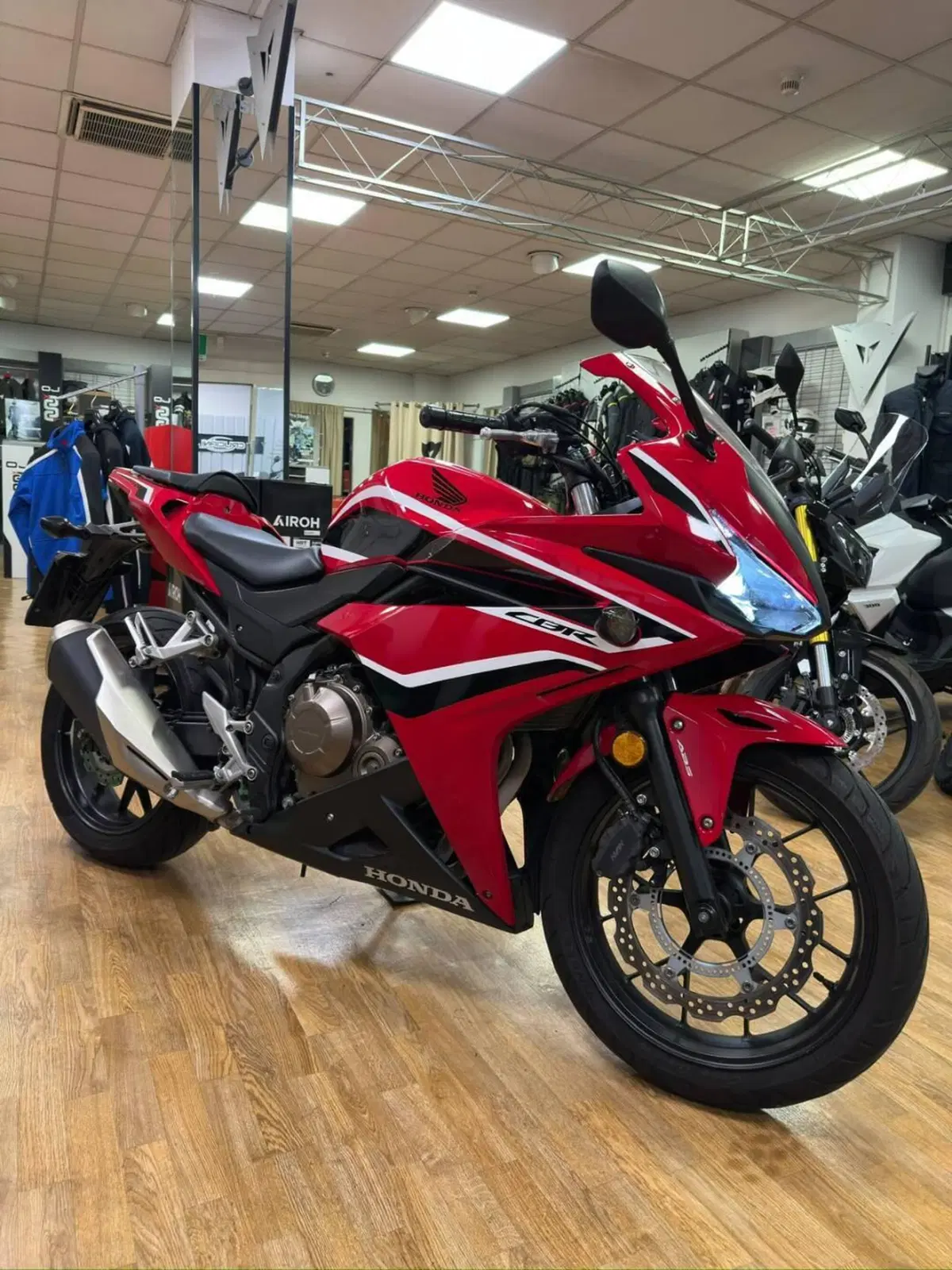 Honda CBR 500 R (2019 - 20) (2)