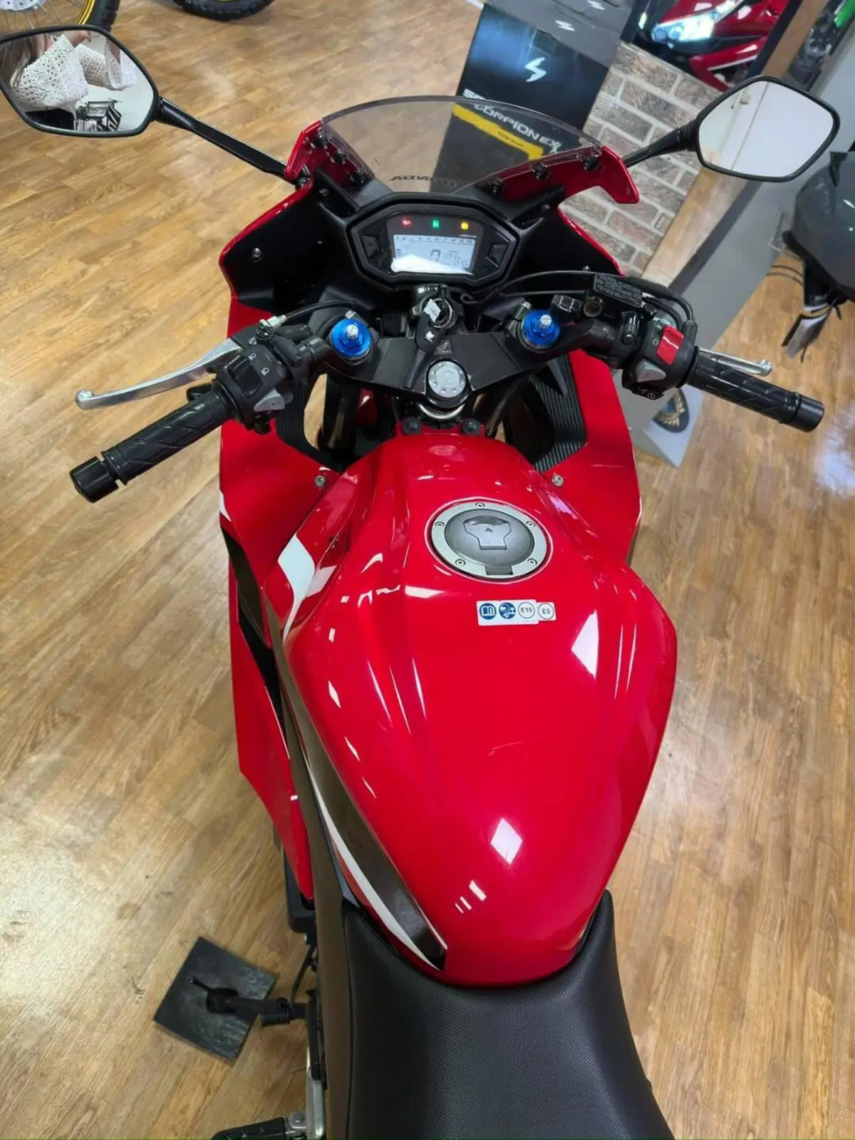 Honda CBR 500 R (2019 - 20) (5)
