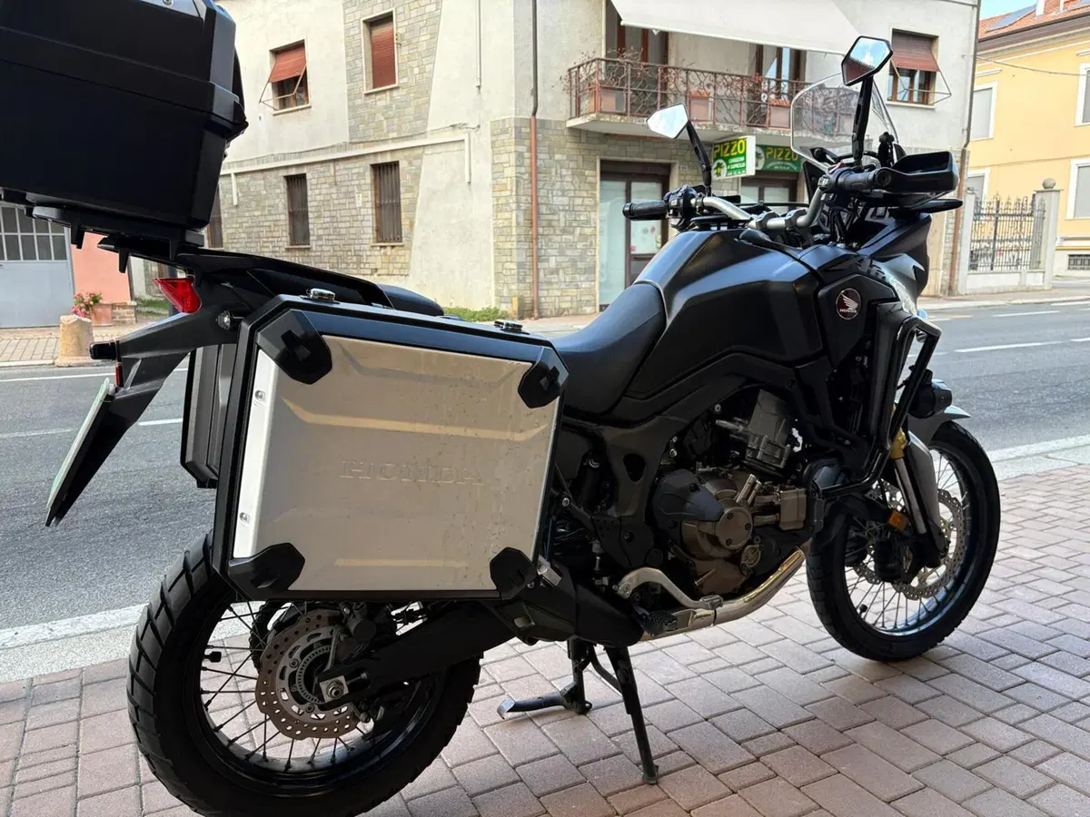 Honda Africa Twin CRF 1000L DCT ABS Travel Edition (2016 - 17) (3)