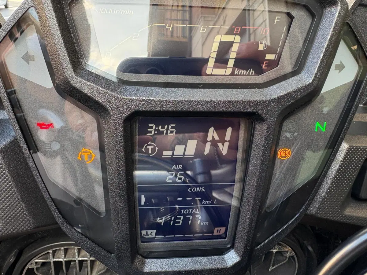Honda Africa Twin CRF 1000L DCT ABS Travel Edition (2016 - 17) (9)