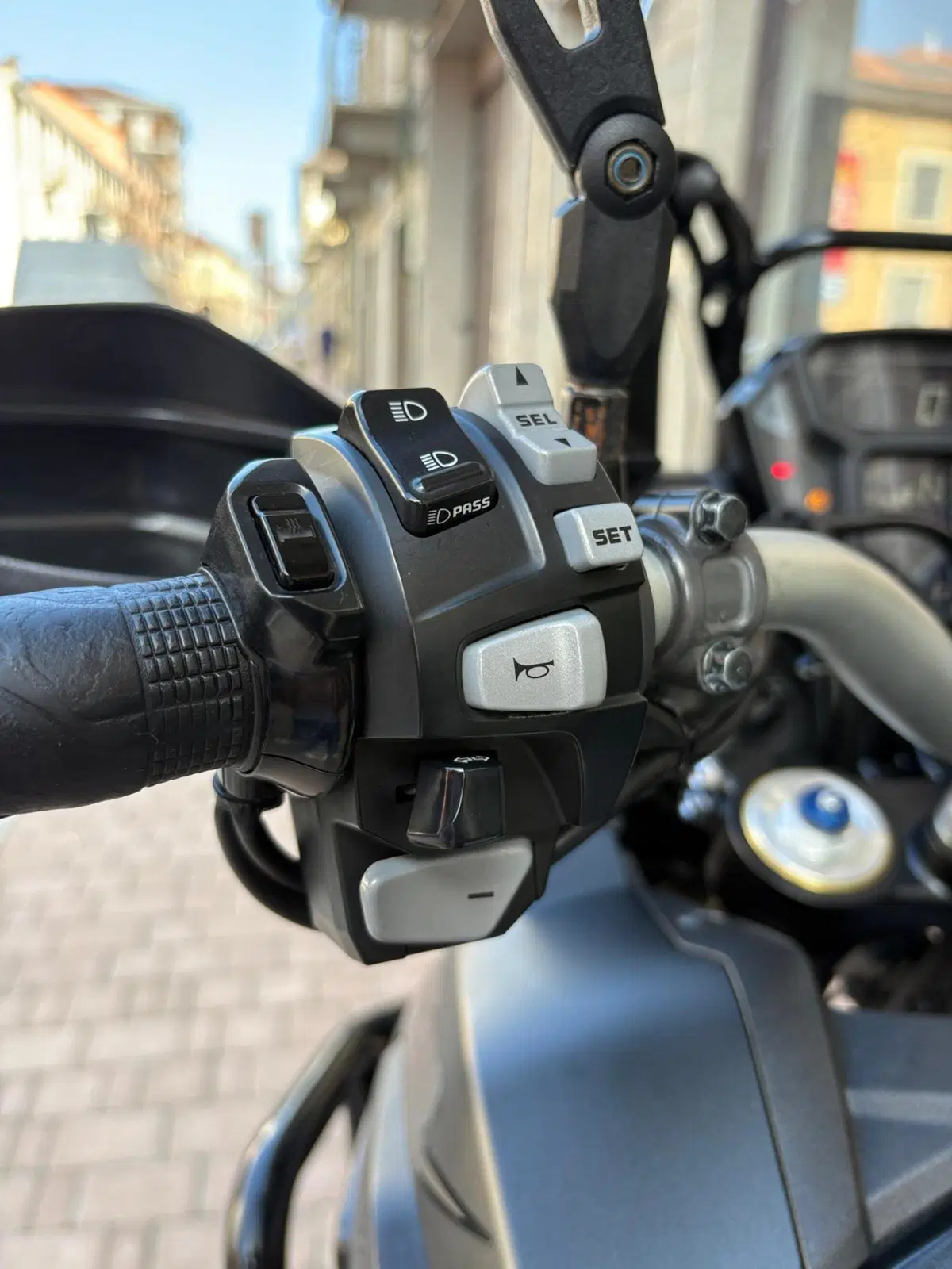 Honda Africa Twin CRF 1000L DCT ABS Travel Edition (2016 - 17) (18)