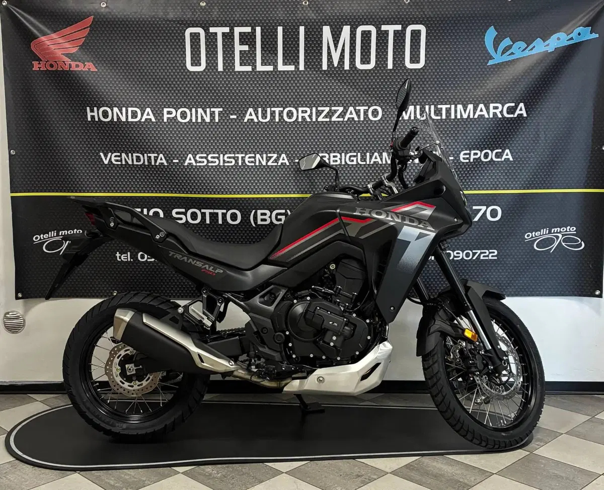 Honda Transalp XL750 (2026)