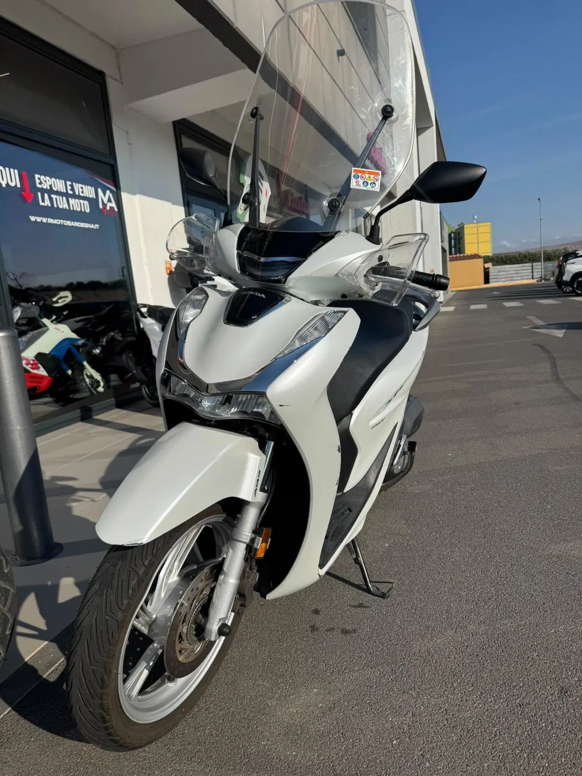 Honda SH 150i (2020 - 23) (3)