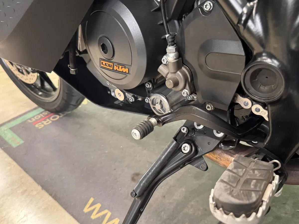 KTM 1290 Super Adventure S (2021 - 25) (14)