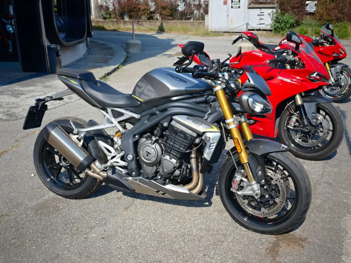 Triumph Speed Triple 1200 RS (2021 - 24)