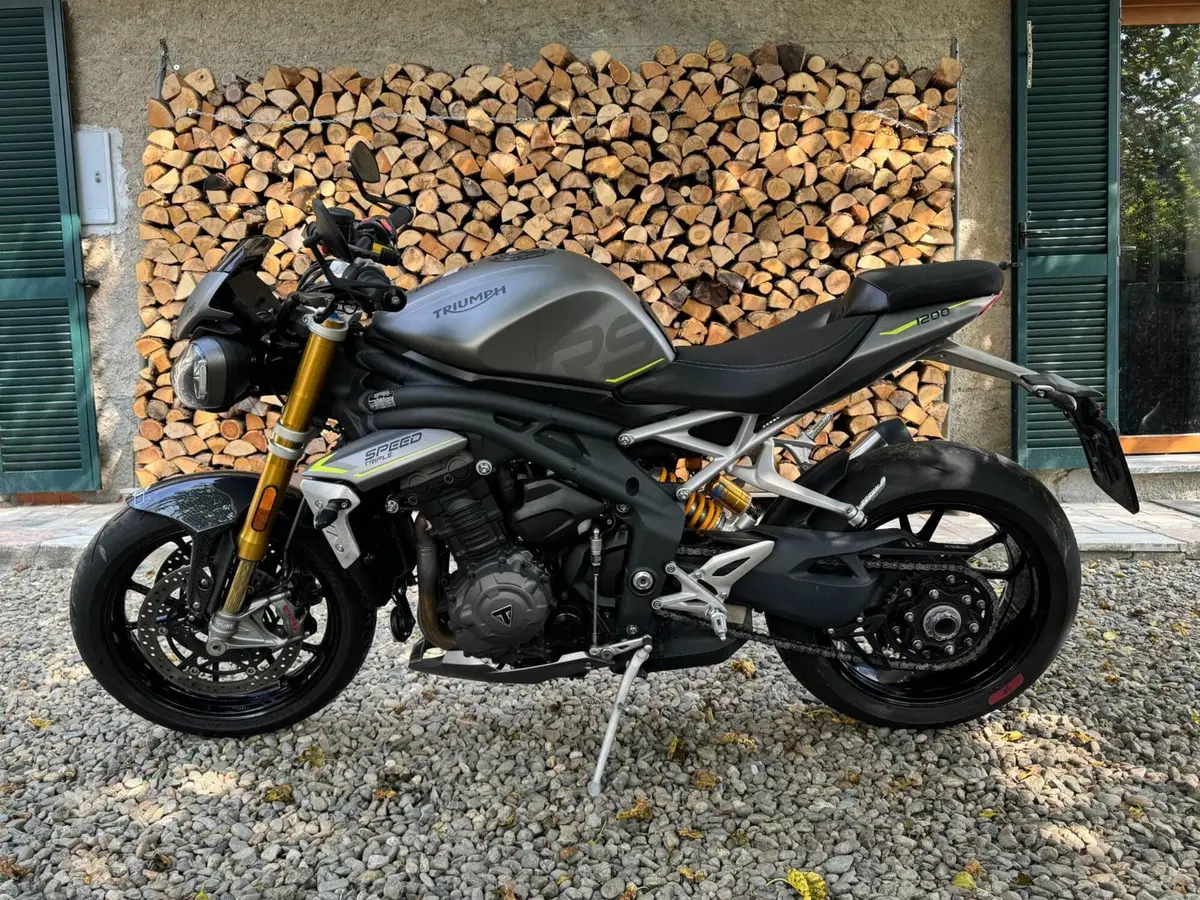 Triumph Speed Triple 1200 RS (2021 - 24) (5)