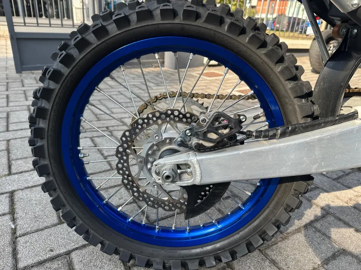 Yamaha YZ 125 (2026) (4)