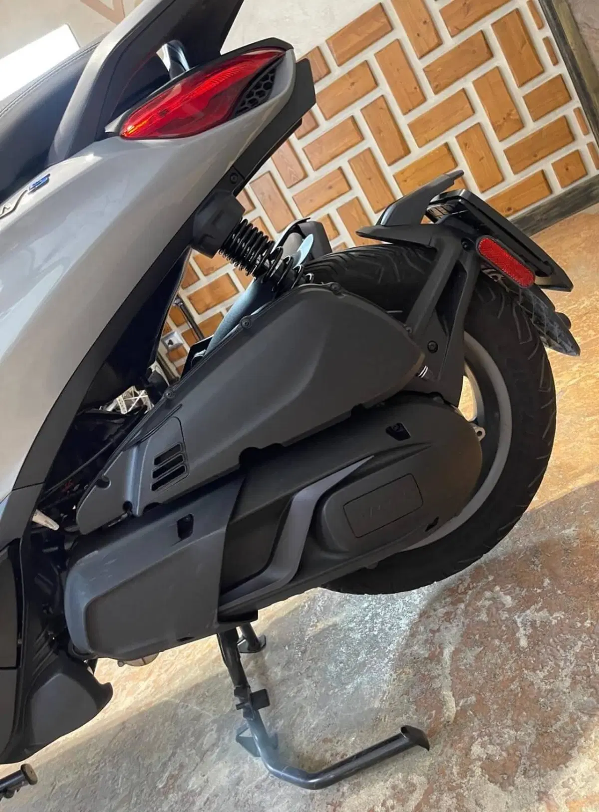Piaggio Beverly 400 S (2025 - 26) (14)