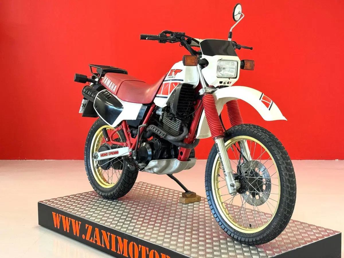 Yamaha XT 600 4V (2)