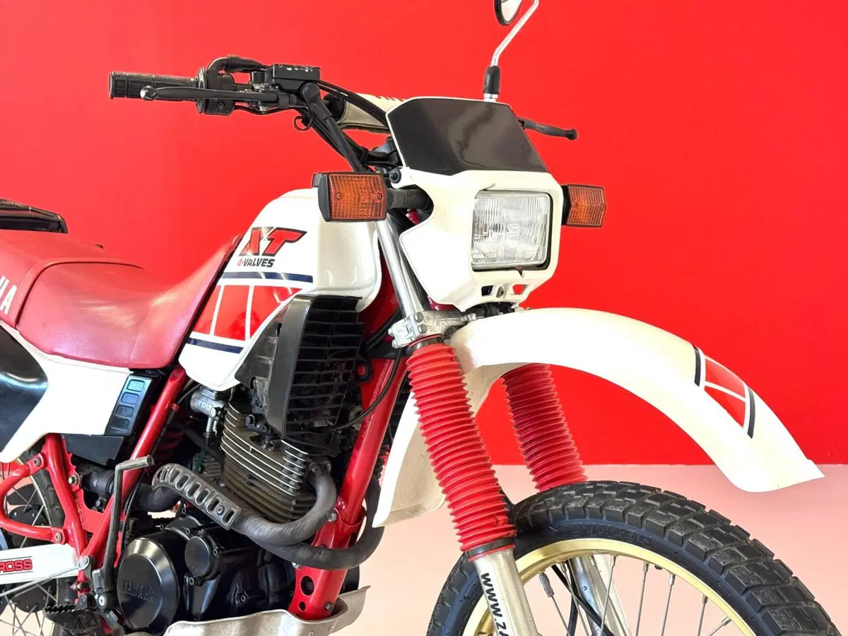Yamaha XT 600 4V (9)
