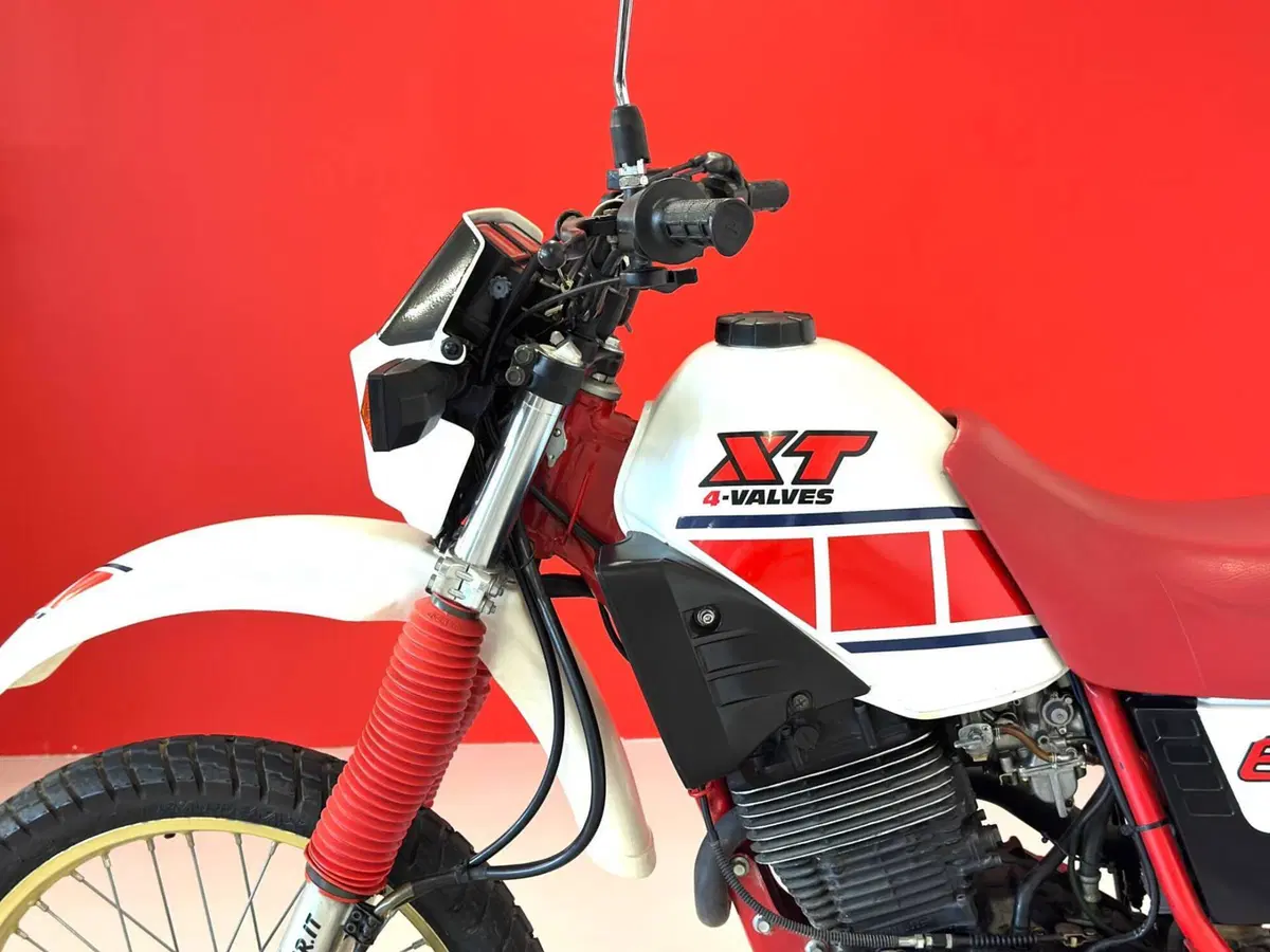 Yamaha XT 600 4V (15)