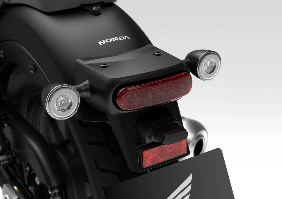 Honda Rebel 2027: la 500 diventa solo E-Clutch, nuove colorazioni per la 1100 (17)