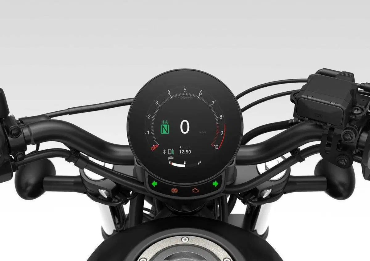 Honda Rebel 2027: la 500 diventa solo E-Clutch, nuove colorazioni per la 1100 (32)