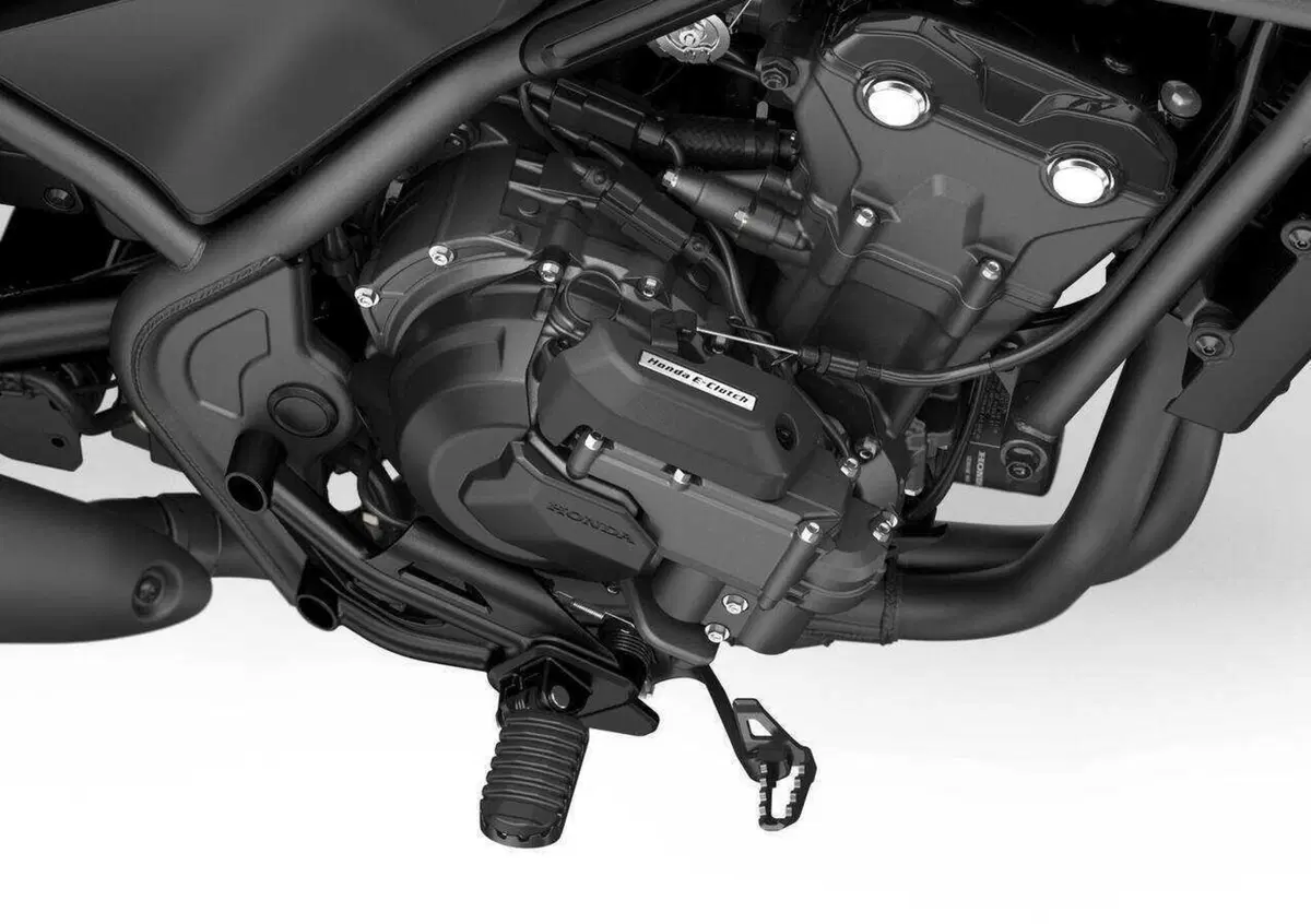 Honda Rebel 2027: la 500 diventa solo E-Clutch, nuove colorazioni per la 1100 (34)