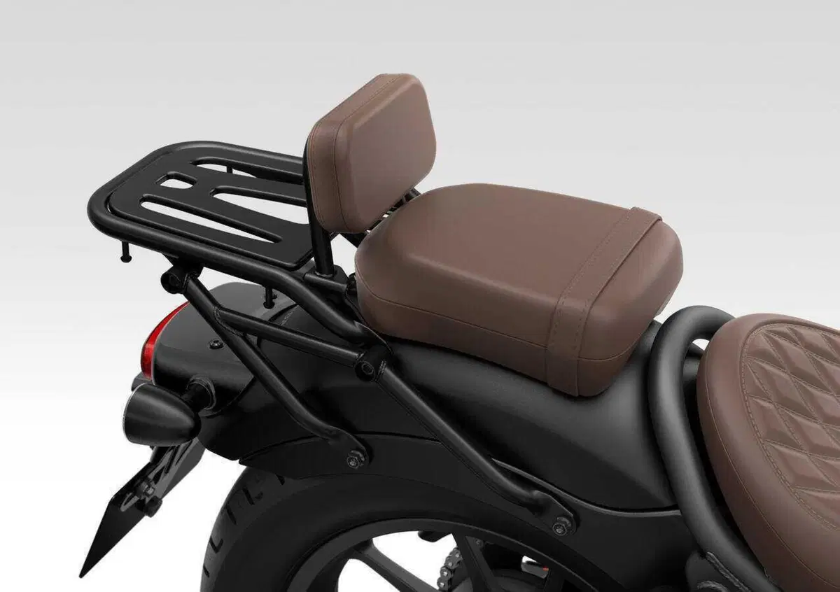 Honda Rebel 2027: la 500 diventa solo E-Clutch, nuove colorazioni per la 1100 (39)