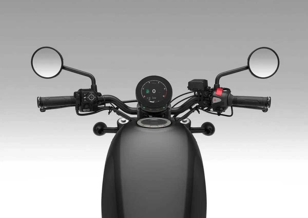 Honda Rebel 2027: la 500 diventa solo E-Clutch, nuove colorazioni per la 1100 (42)