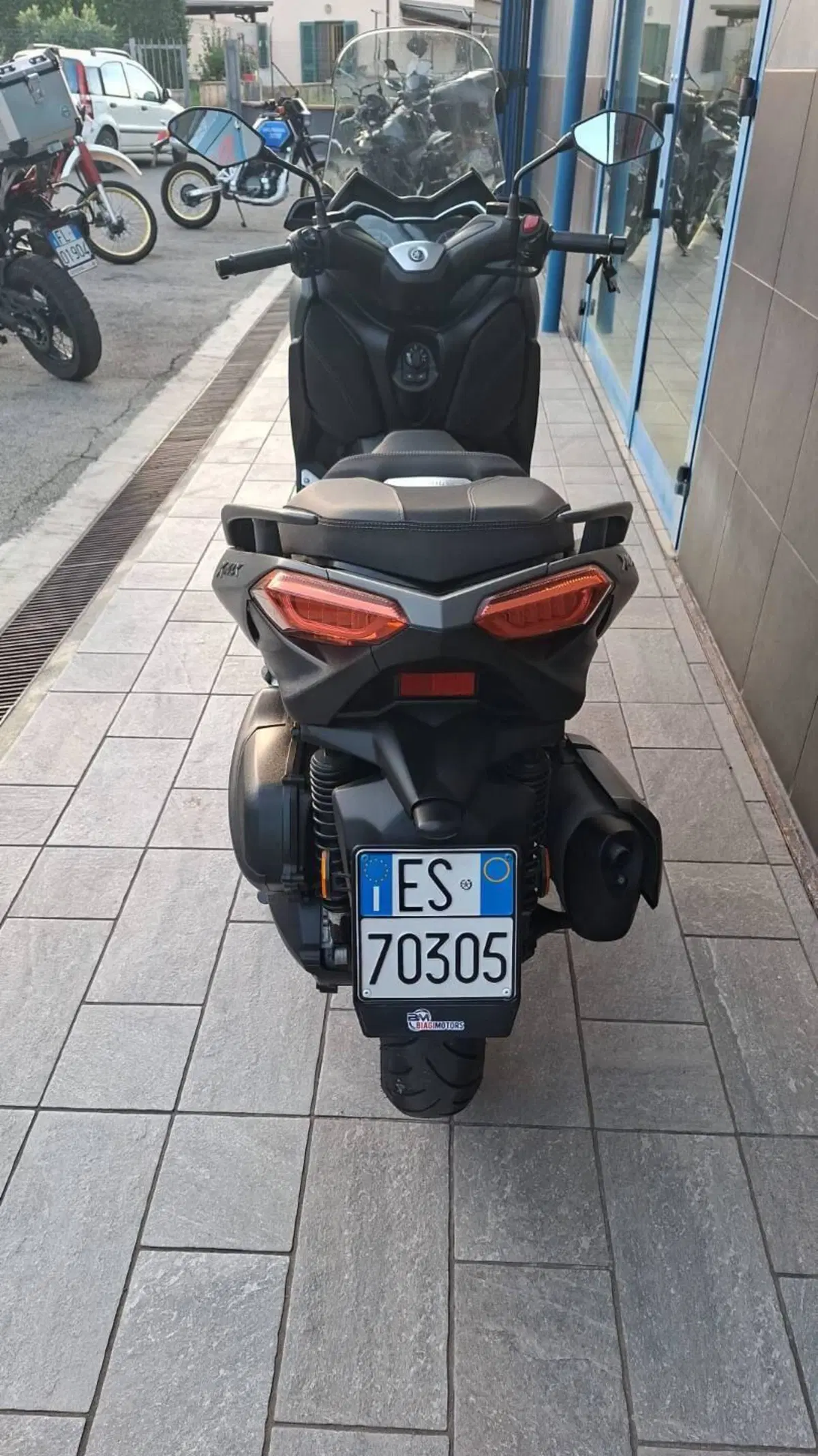 Yamaha X-Max 300 Tech Max (2020) (3)