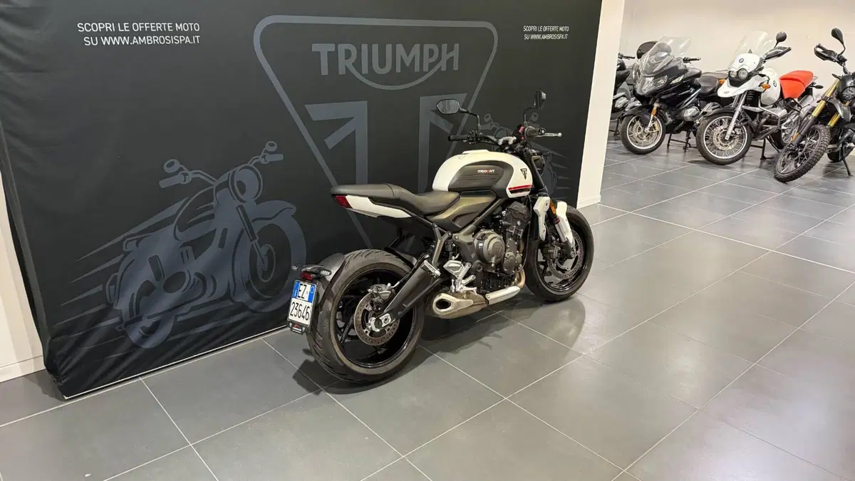 Triumph Trident 660 (2021 - 24) (2)