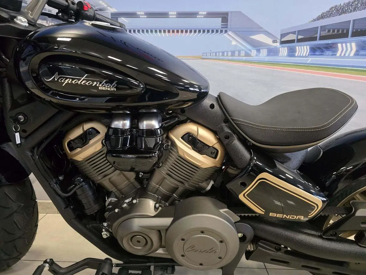 Benda Motorcycles Napoleon Bob 500 (2024 - 26) (9)