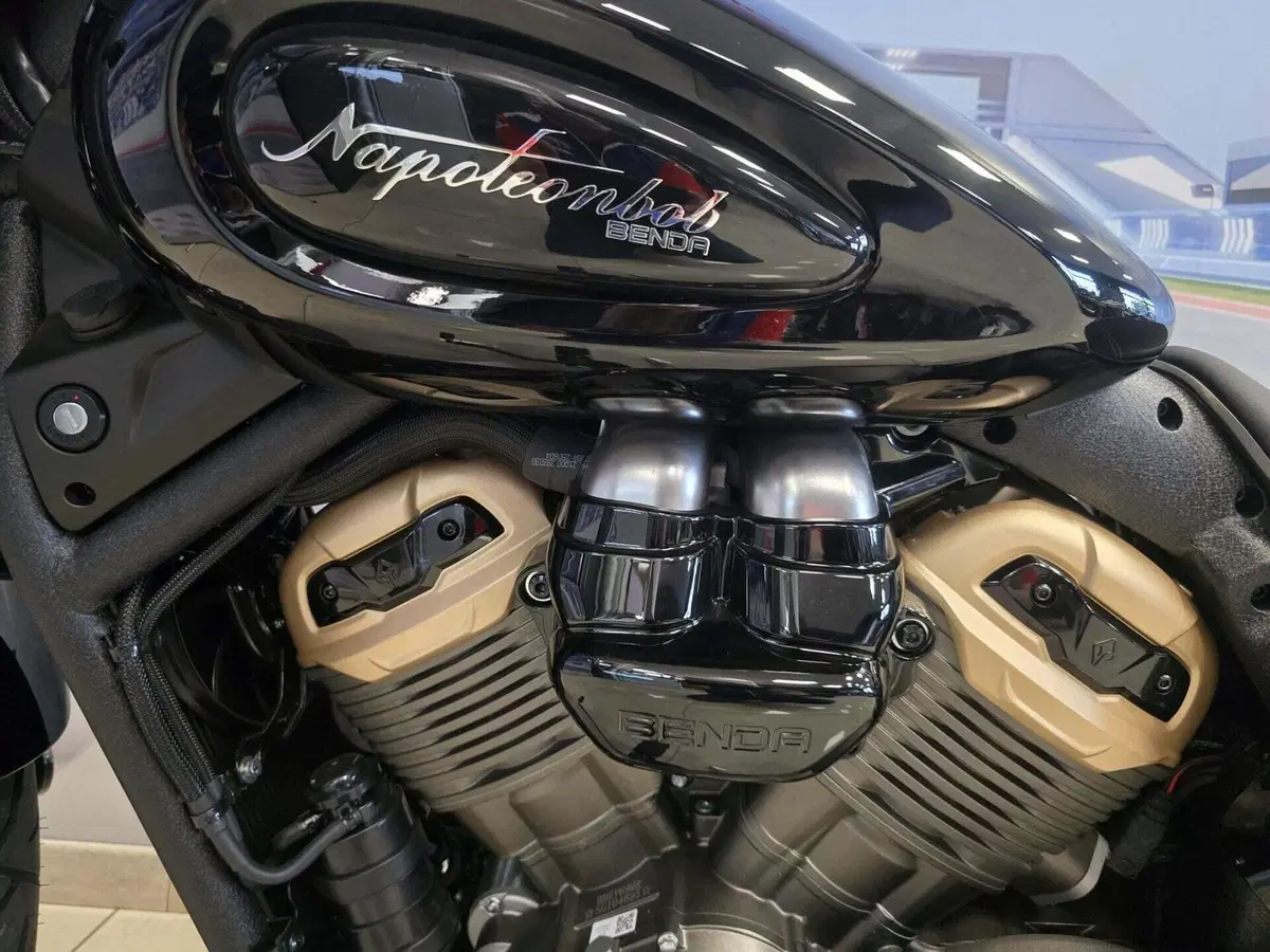 Benda Motorcycles Napoleon Bob 500 (2024 - 26) (11)