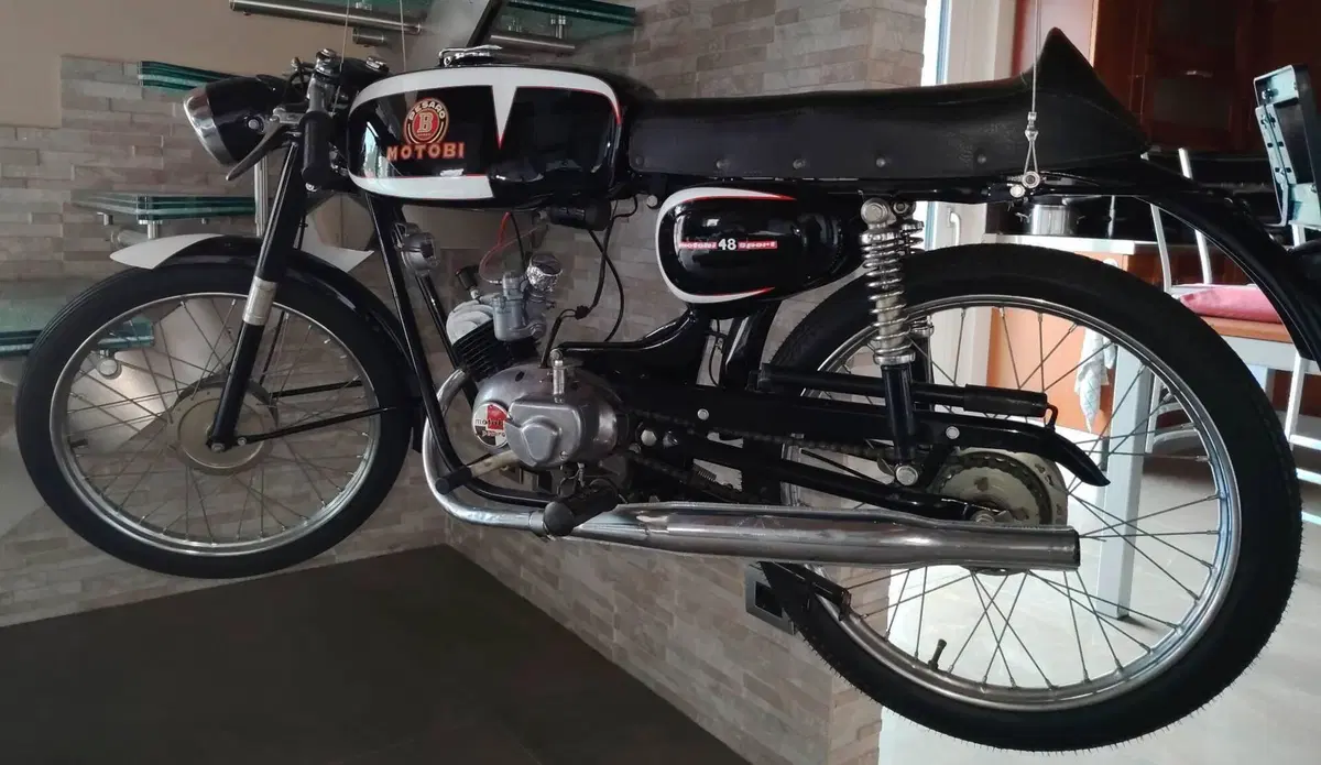 Motobi Pesaro 48 sport (4)