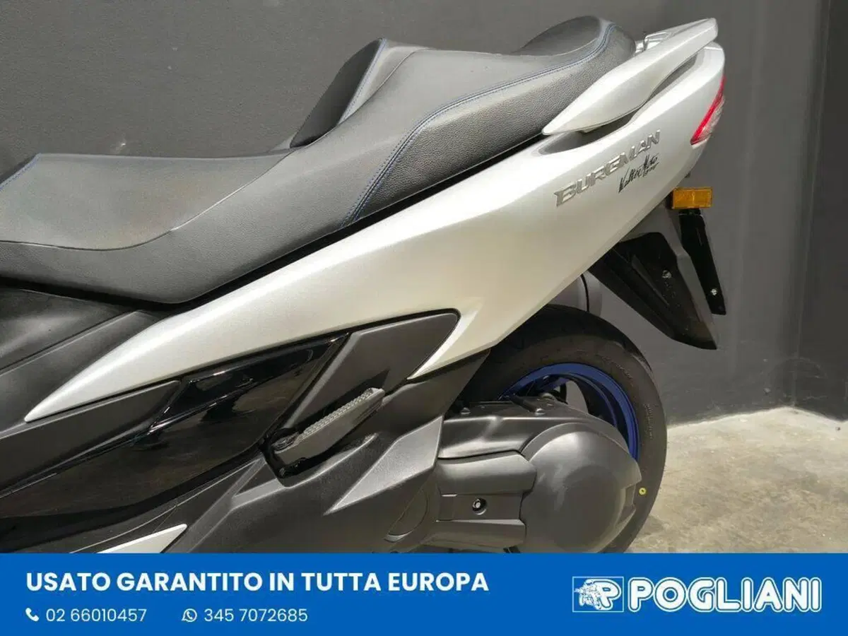 Suzuki Burgman 400 (2025 - 26) (10)