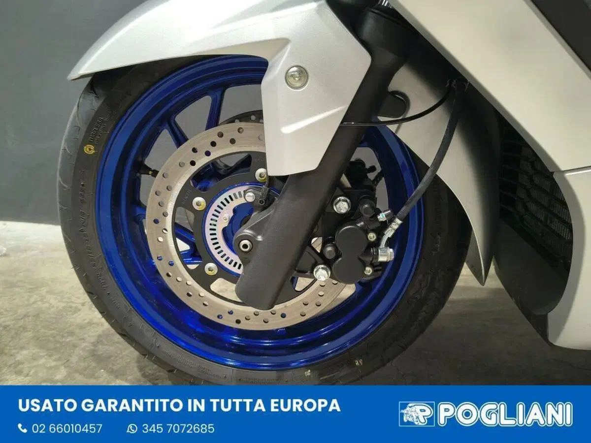 Suzuki Burgman 400 (2025 - 26) (11)