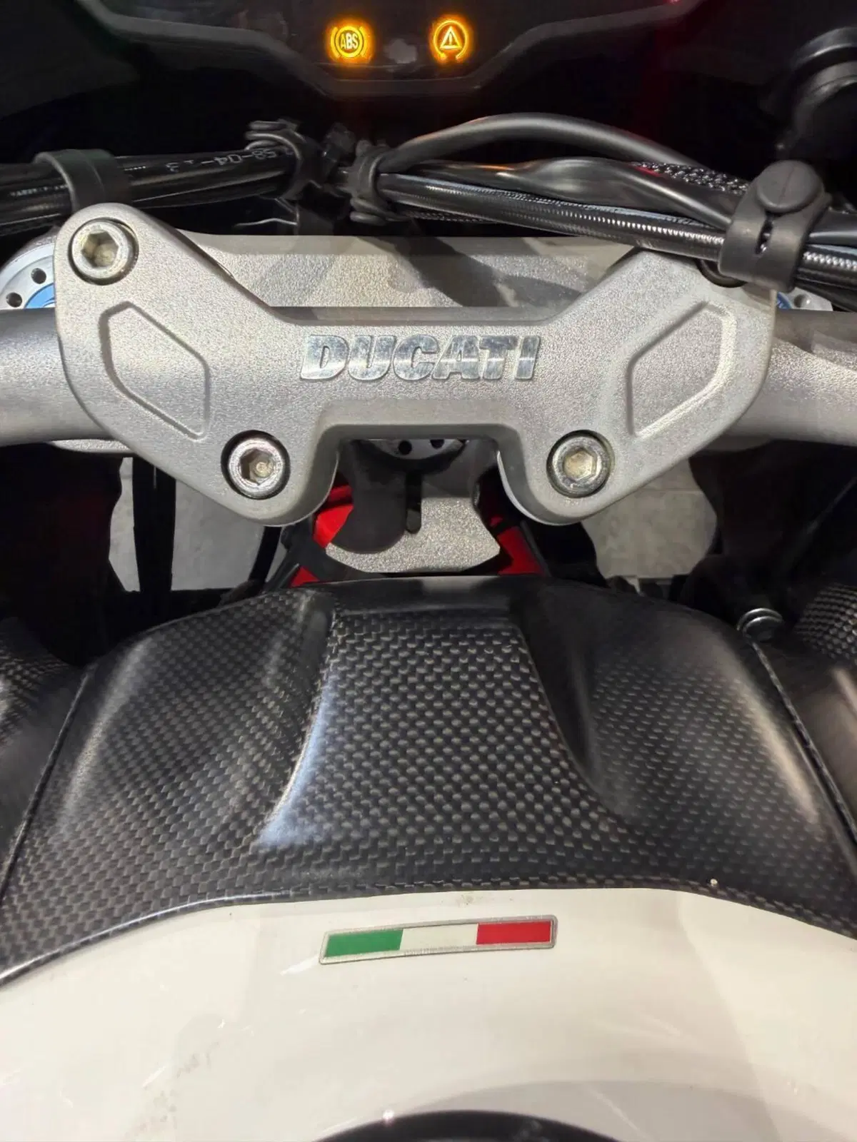 Ducati Multistrada 1260 Pikes Peak (2018 - 20) (4)