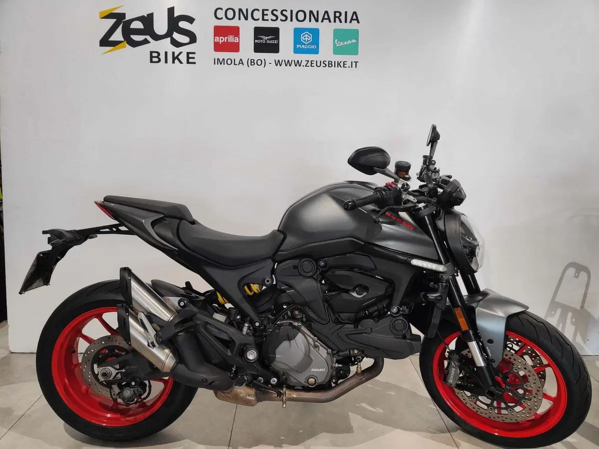 Ducati Monster 937 (2021 - 25) (5)