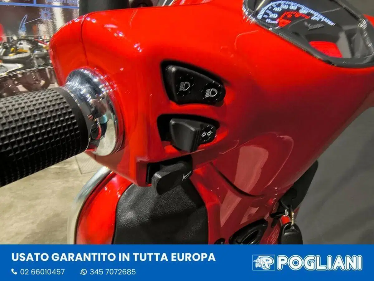 Vespa GTS 300 Super (2023 - 24) (13)