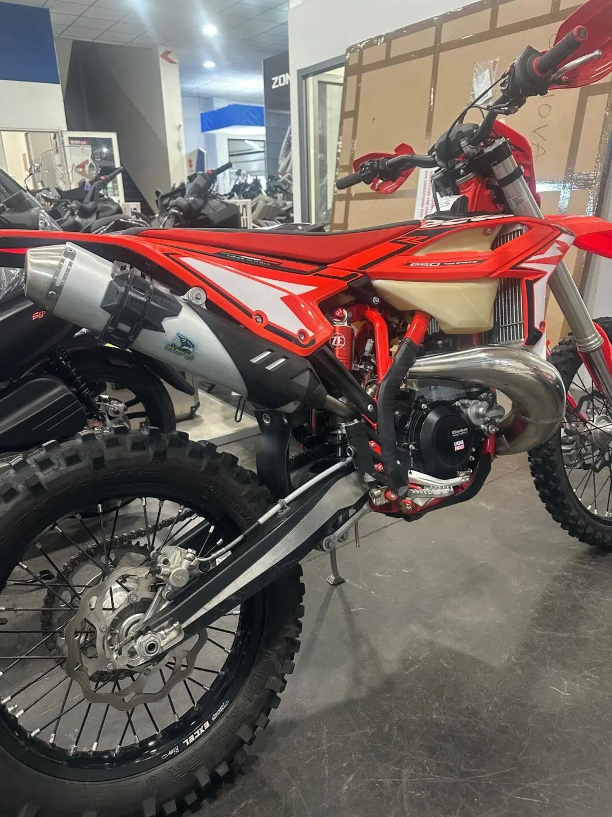 Betamotor RR 250 2T Enduro (2024) (4)