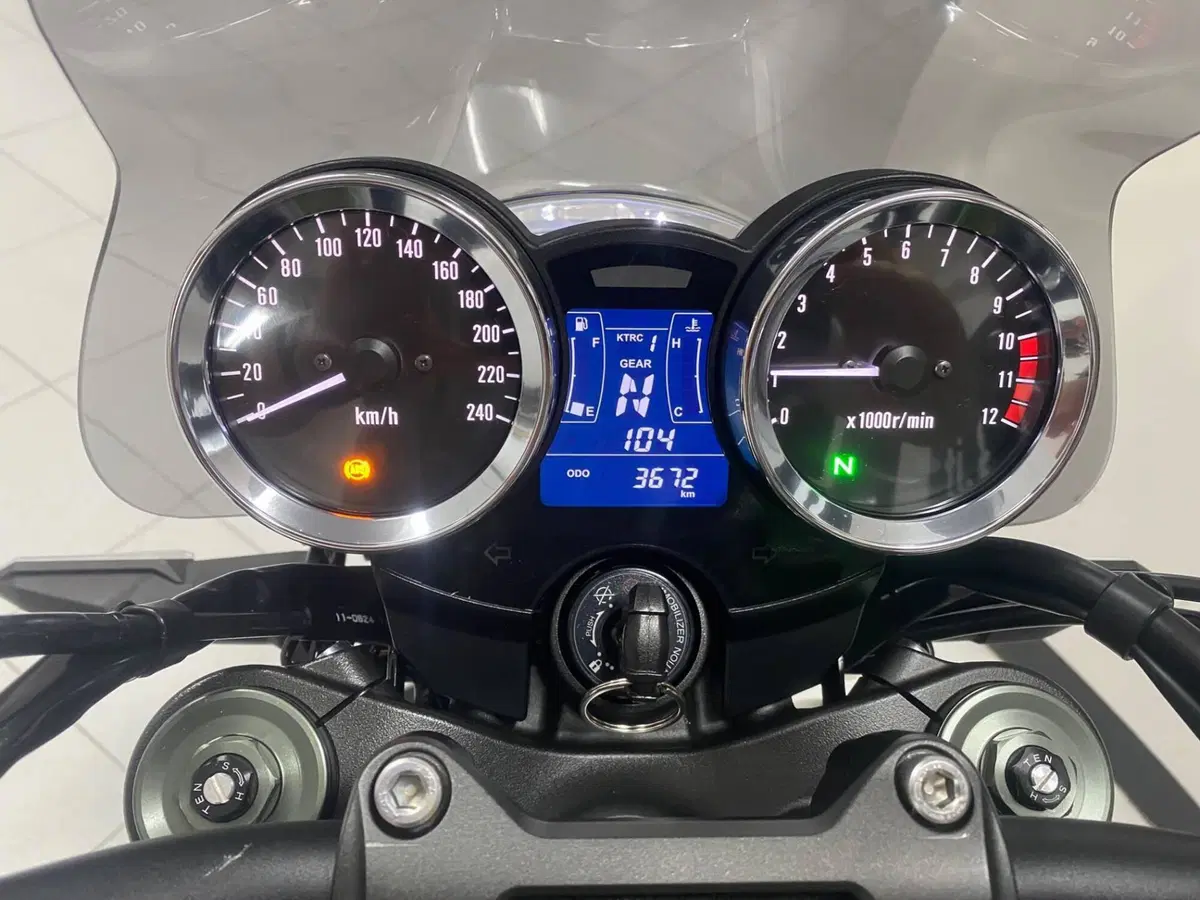 Kawasaki Z 900 RS (2018 - 20) (4)