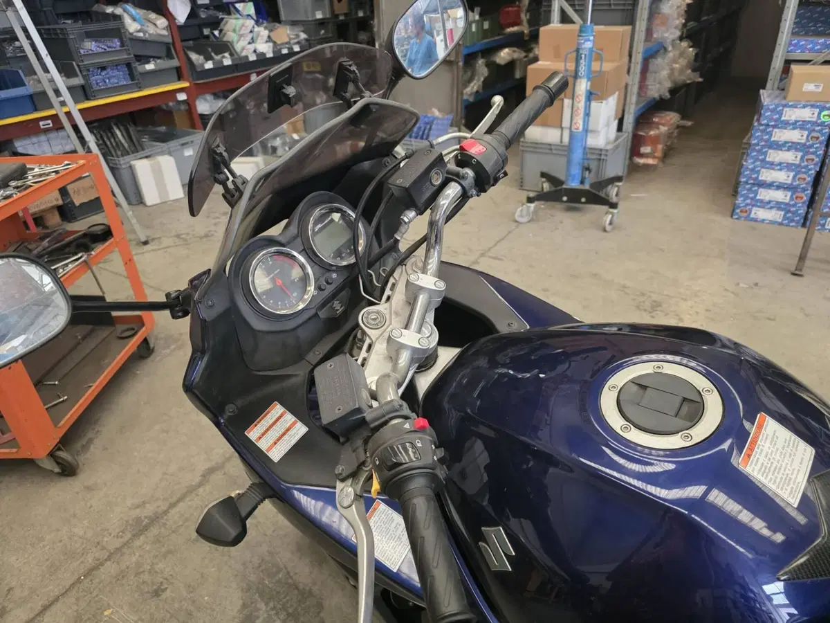 Suzuki GSF 1250 Bandit S Traveller (2006 - 11) (2)