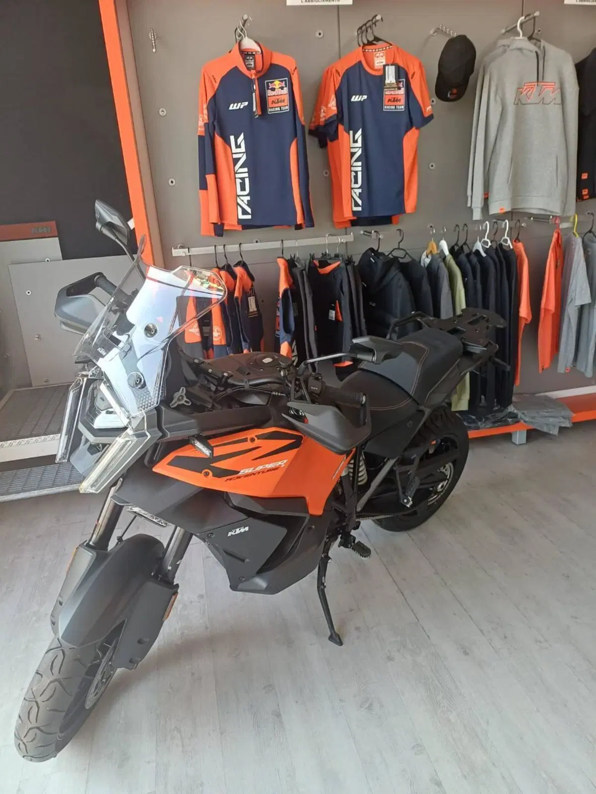 KTM 1390 Super Adventure S (2026) (2)