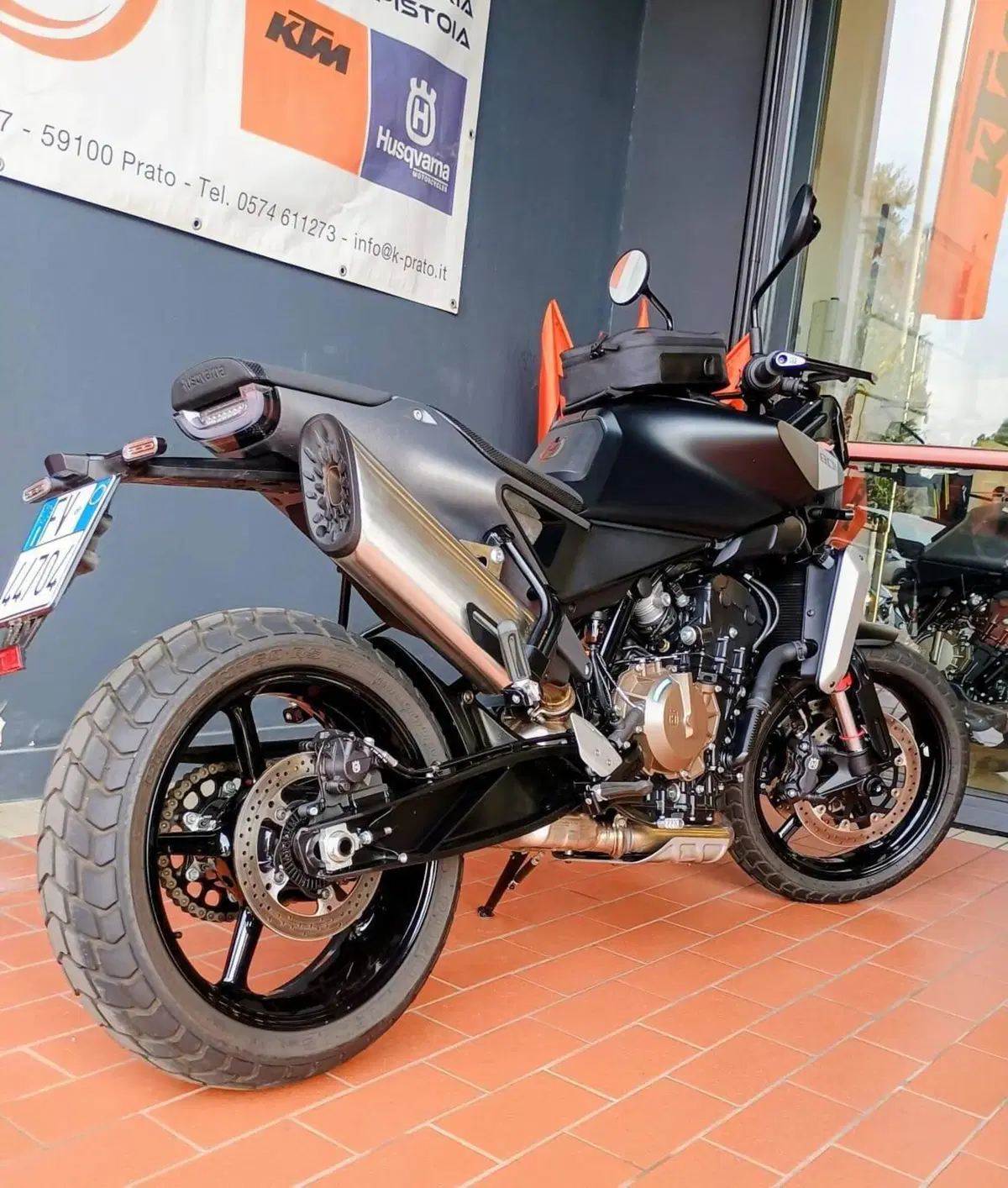 Husqvarna Svartpilen 801 (2024 - 26) (5)