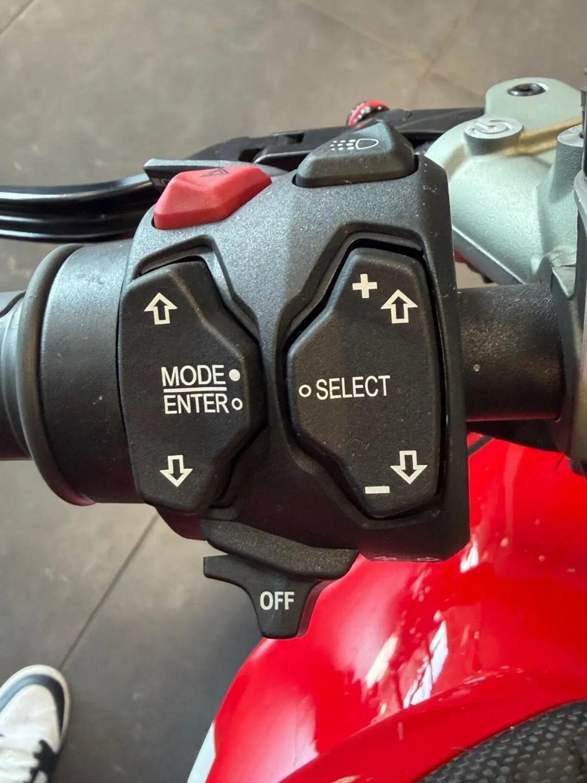 Ducati Streetfighter V4 1100 S (2020) (12)