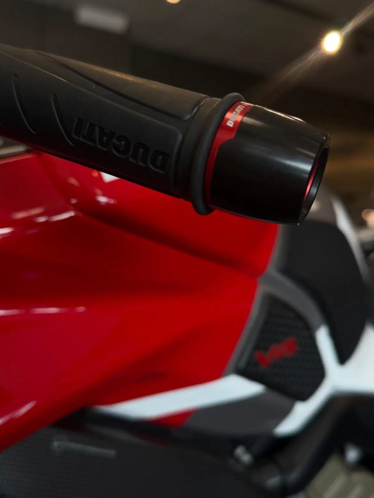 Ducati Streetfighter V4 1100 S (2020) (13)